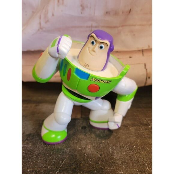 Buzz Lightyear astronaut Disney Pixar toy figure - Picture 1 of 6
